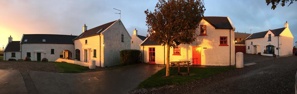 Ballylinny Holiday Cottages 부시밀즈 외부 사진