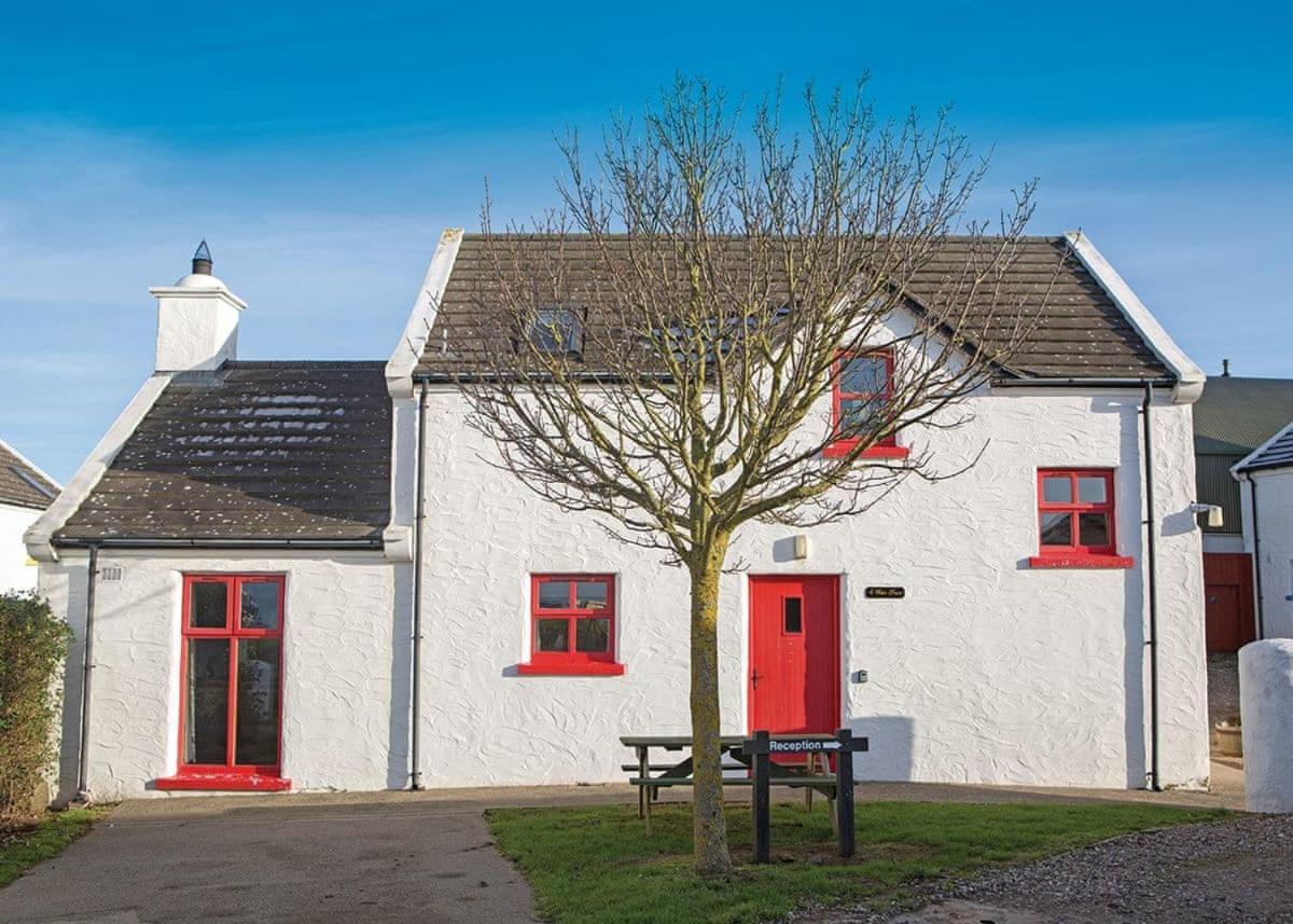 Ballylinny Holiday Cottages 부시밀즈 외부 사진