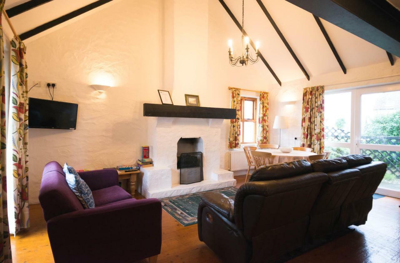 Ballylinny Holiday Cottages 부시밀즈 외부 사진